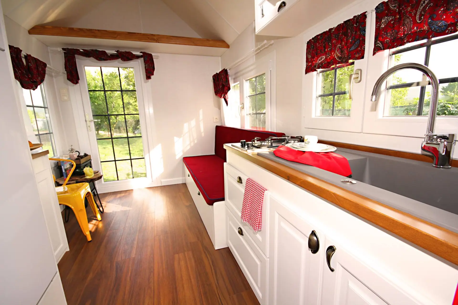 Gallery image 7
