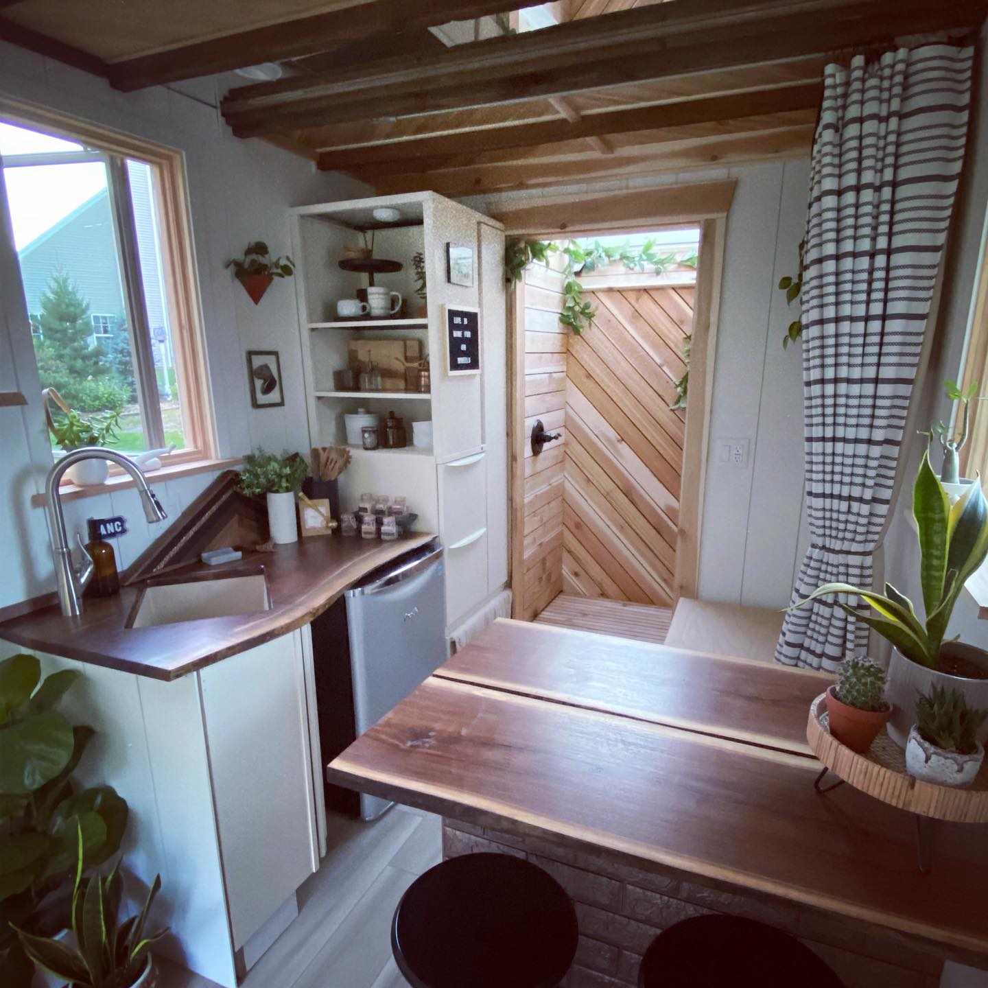 Gallery image 13