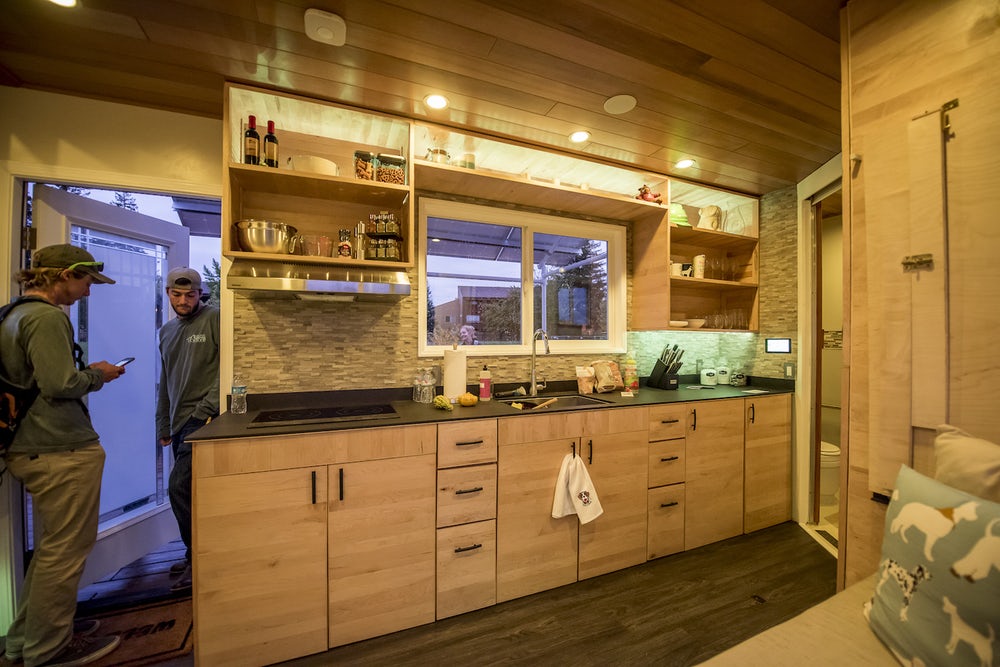tiny-house-revolve-1